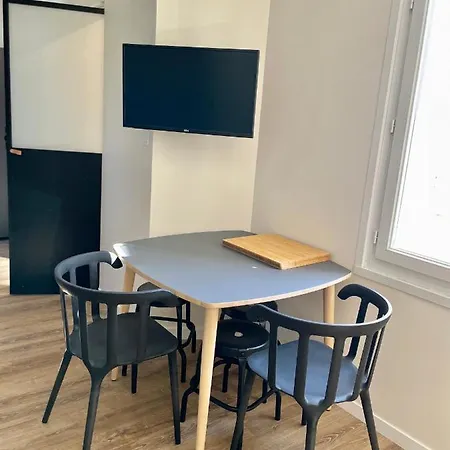 O Bord De Mer Apartment *